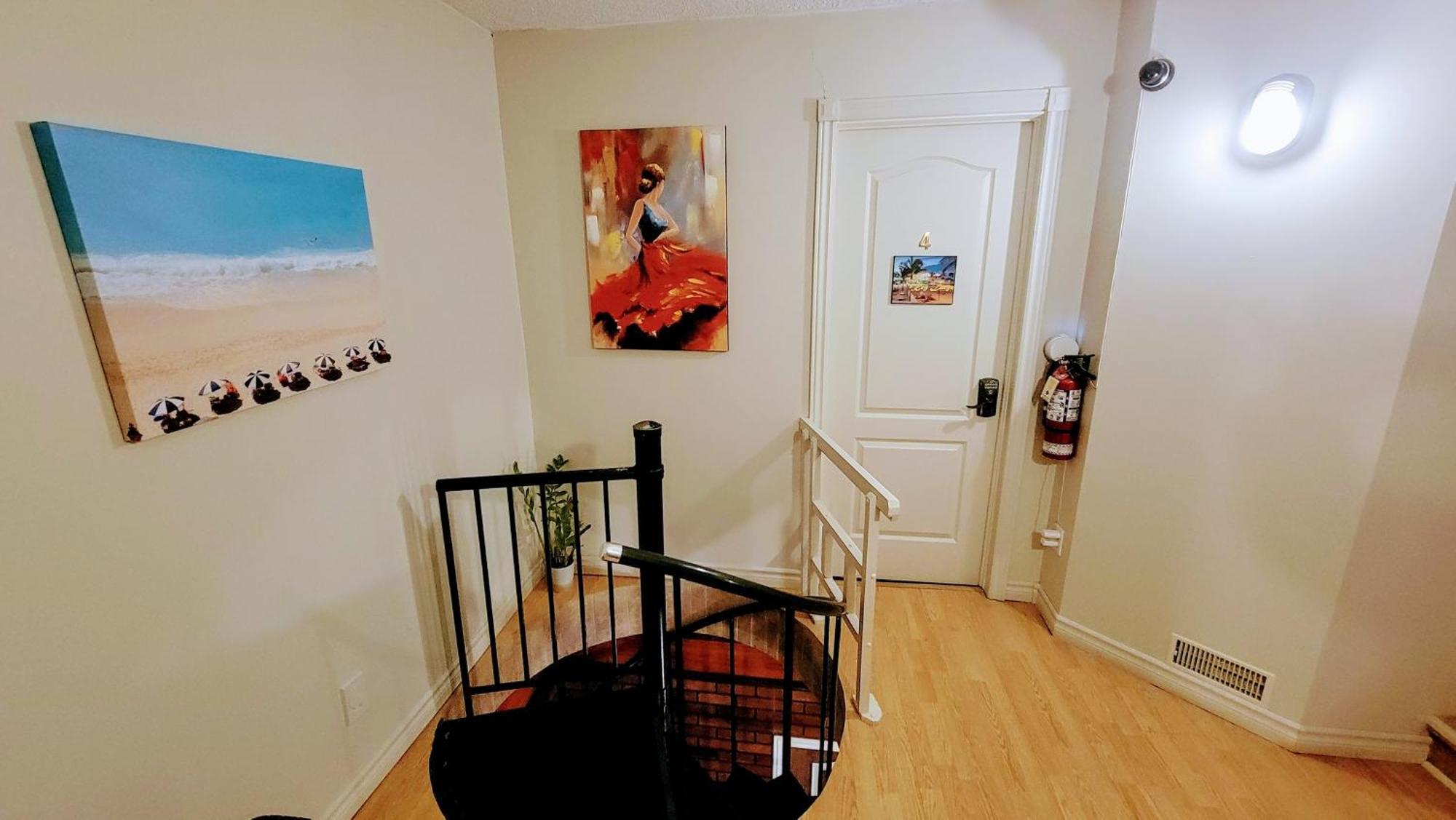 Kokomo Inn Bed And Breakfast Ottawa-Gatineau'S Only Tropical Riverfront B&B On The National Capital Cycling Pathway Route Verte #1 - For Adults Only - Chambre D'Hotes Tropical Aux Berges Des Outaouais Bnb #17542O Pokoj fotografie